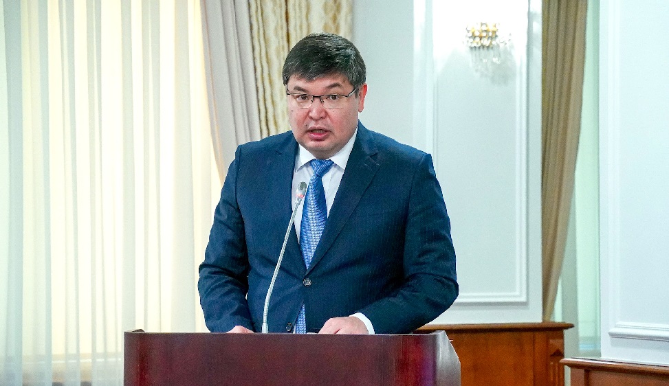 Глава Минфина Казахстана получил новую должность